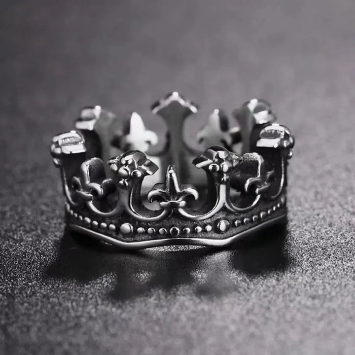 Valen Crown Ring
