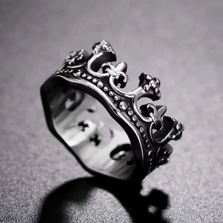 Valen Crown Ring